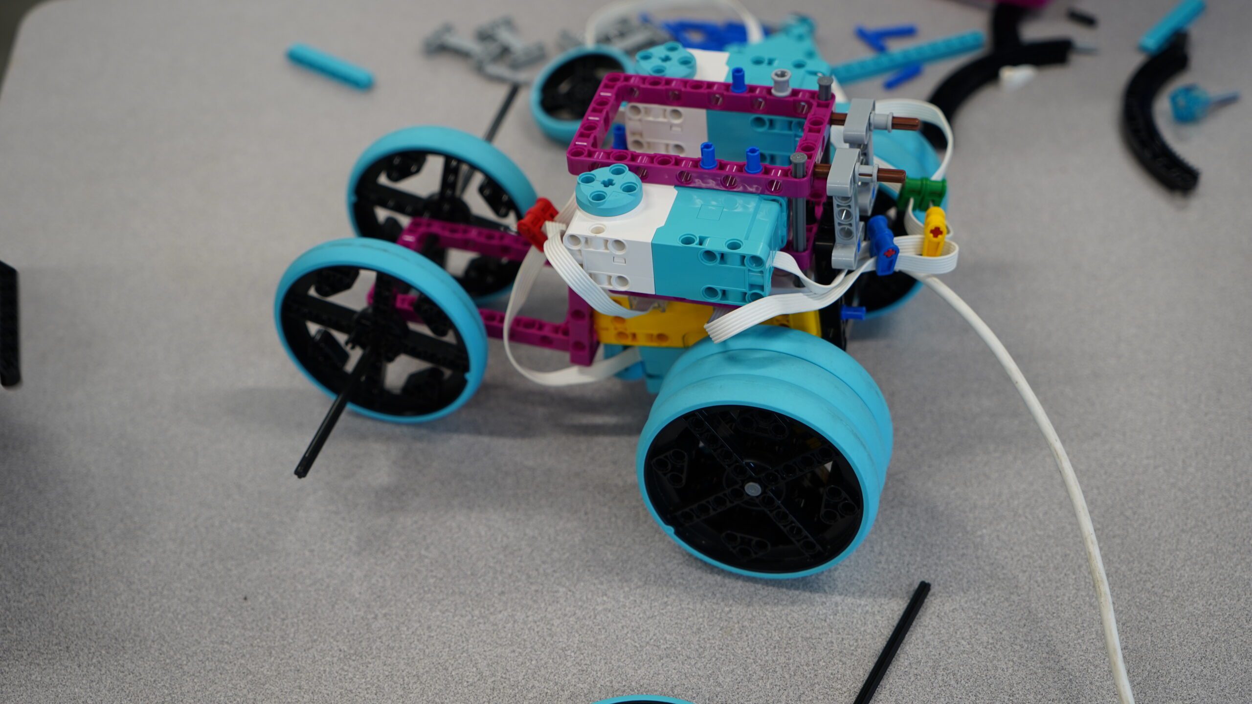 STEAM ezra's teams driveable robot